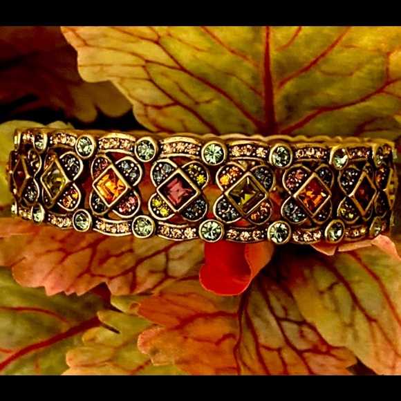 Heidi Daus Color Burst Swarovski 360 Bangle Bracelet - Picture 7 of 16